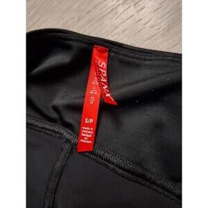 Womens Spanx Camouflage Faux Leather Leggings Size Small